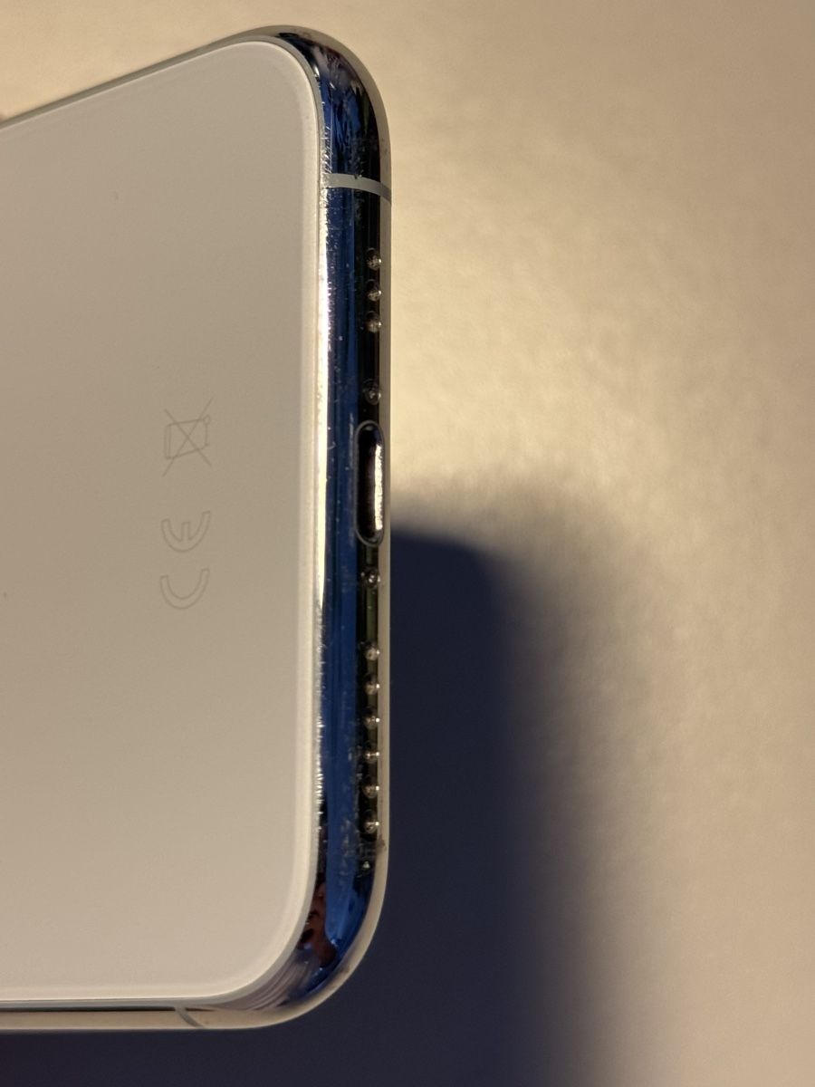 Apple Handys / Smartphones: iPhone 11 Pro, 256 GB, inkl. Hülle – Gebraucht aus Windisch von _pascal_st_ 3