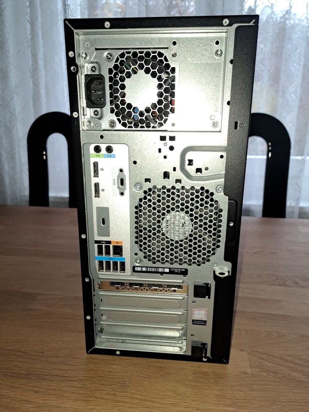 Hewlett Packard PC: HP Z2 G4 Tower Workstation – Usato da Effretikon venduto da Skycon 2