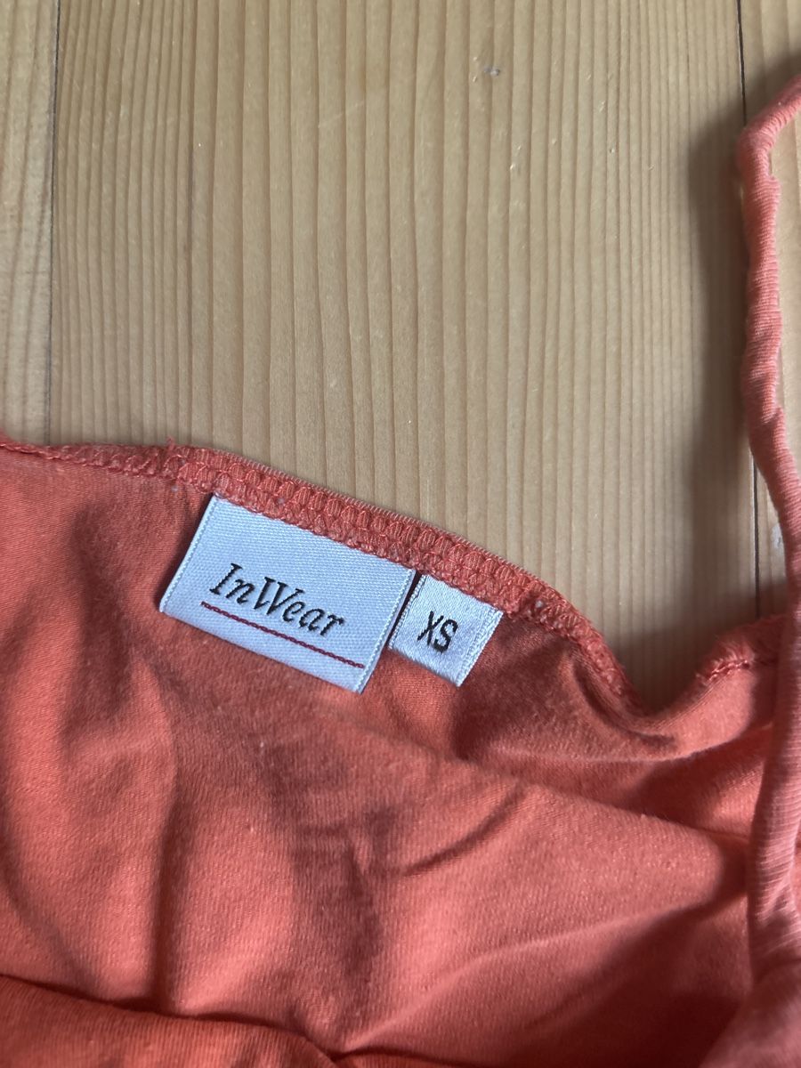 Top: Oranges Crop Top – Usato da Bern venduto da ser_6vm5 1