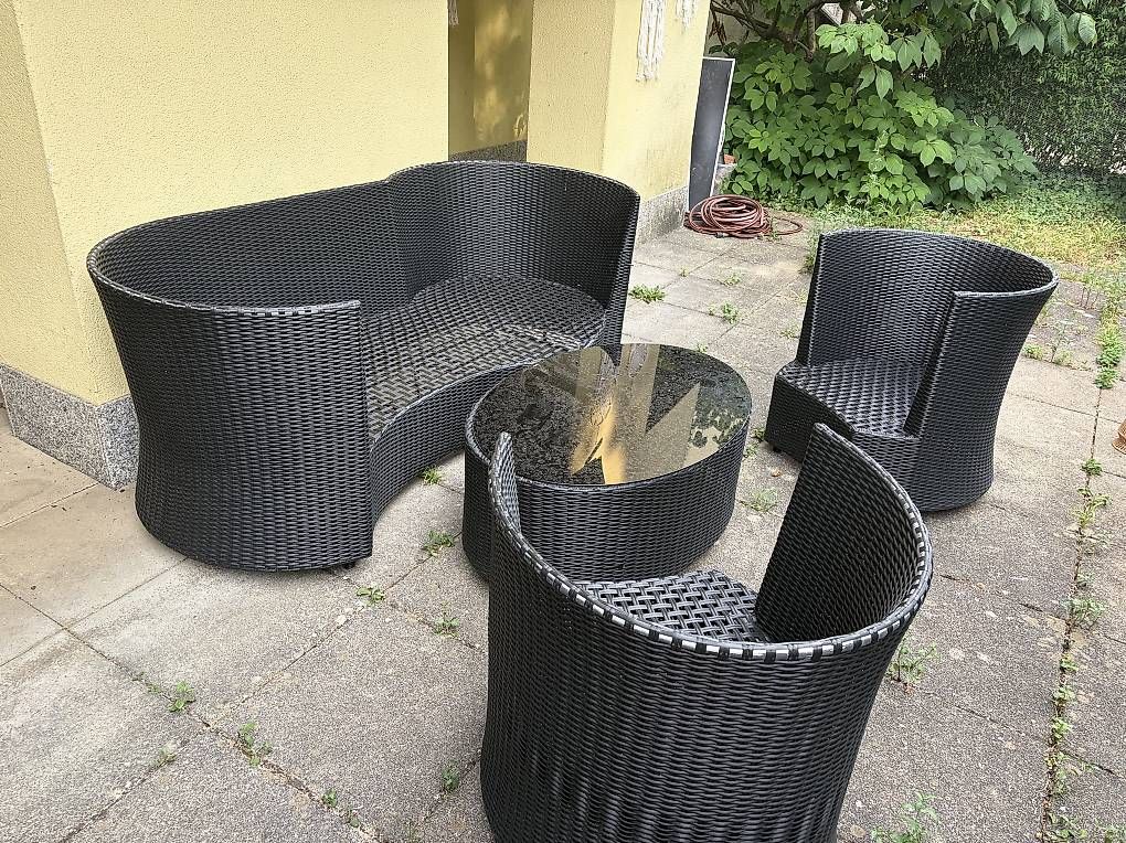 Sofas: Gartenlounge aus Rattan mit Glastisch – D'occasion à Binningen par viantob 3
