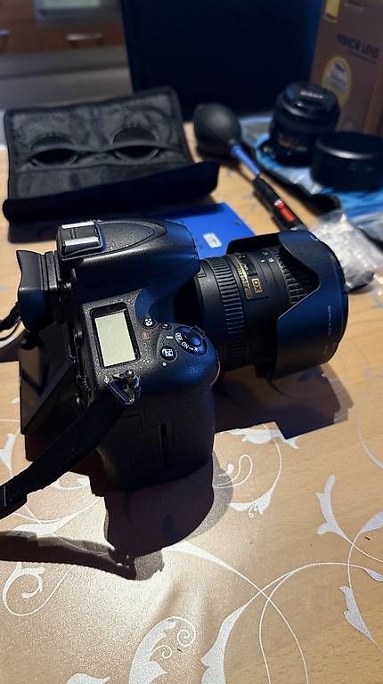 Fotocamera: Nikon D750 con molti accessori – Usato da Molare venduto da RDT-Car 4