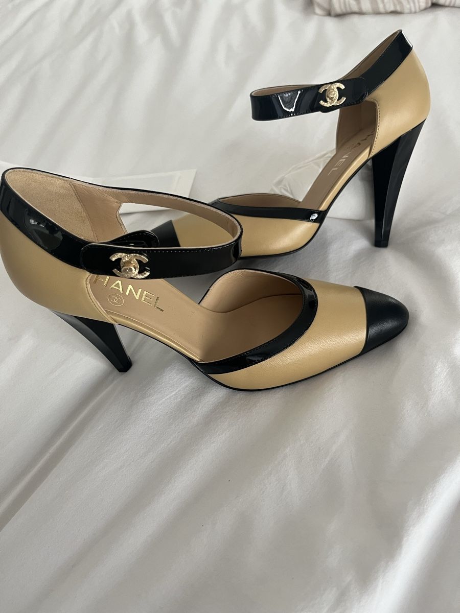 Chanel Scarpe da donna: CHANEL Pumps beige/black size 39 new condition – Nuovo e nell'imballaggio originale da Zürich venduto da ace_7yvh 7