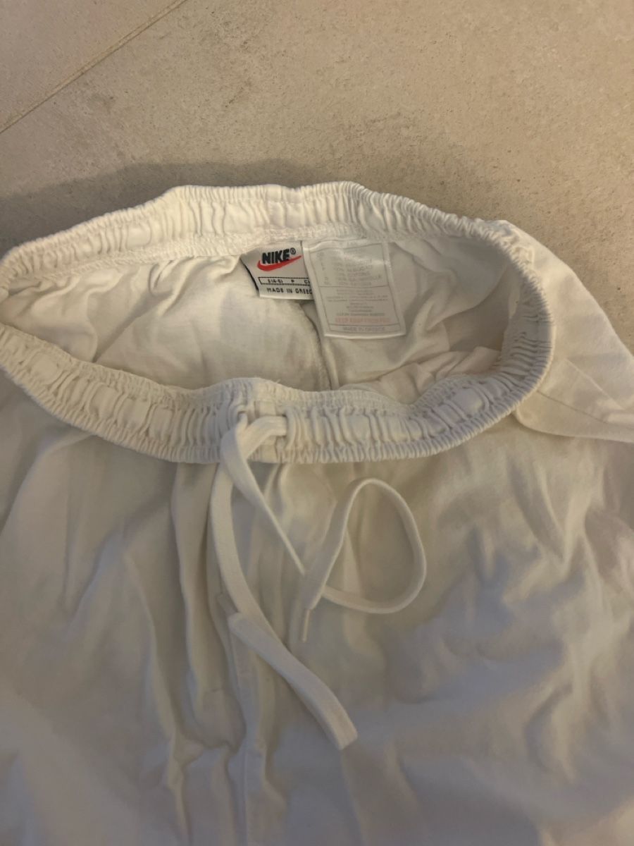 Nike Pantaloni: Nike Sporthose – Usato da Schönenberg ZH venduto da Bosh 2