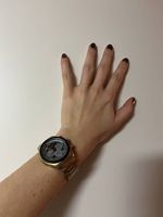 Elegante Uhr schwarz und gold von Parfois