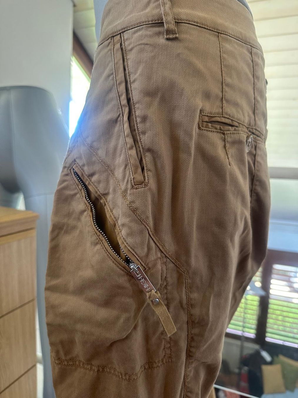 High Pantaloni: Exklusive Hose von HIGH – Usato da Neuhausen venduto da Lechasseur 3