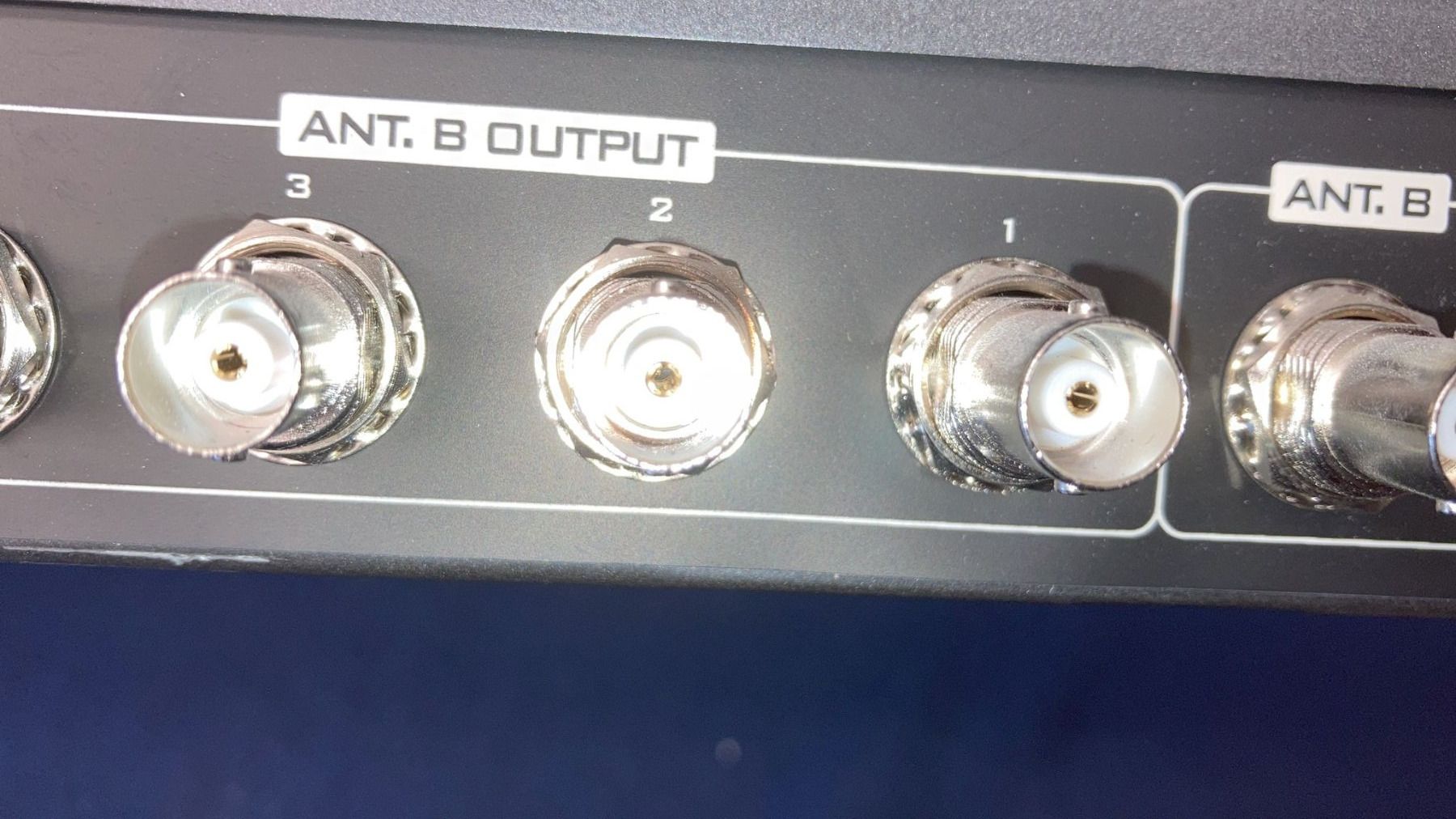 Mikrofone: IMG Stage Line Antennen Splitter – Gebraucht aus Dietikon von Rima57 8