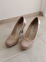Beige Schuhe