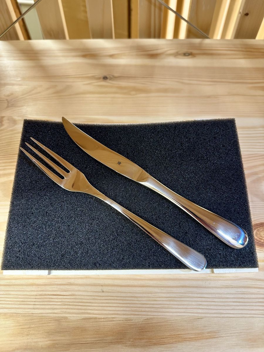 WMF Coltelli: WMF Steak Set, Neu / Unbenutzt  – Nuovo e nell'imballaggio originale da Zürich venduto da AssuredSelection 2