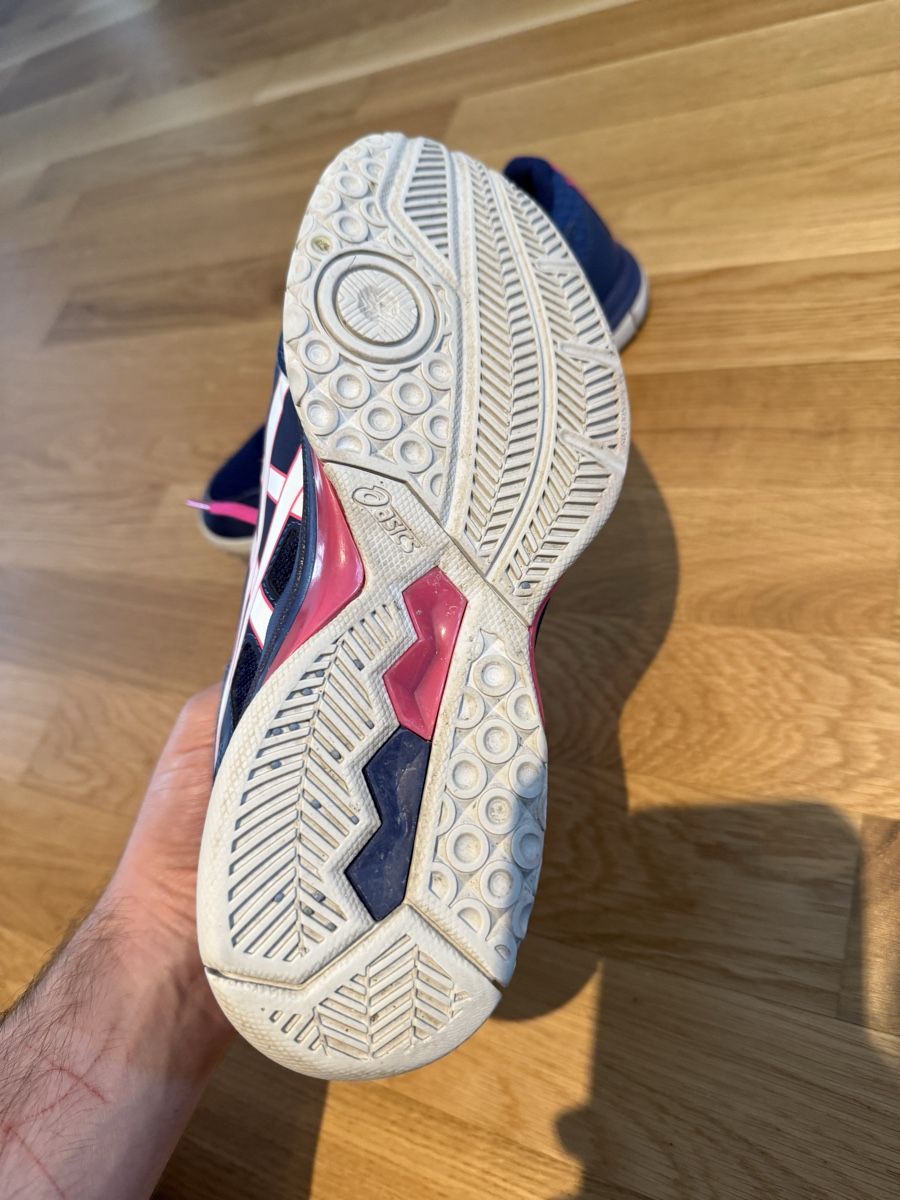 Scarpe da donna: Asics Gel-Rocket 9 Schuhe – Nuovo (secondo la descrizione) da Biel/Bienne venduto da Husseinsheikho 4