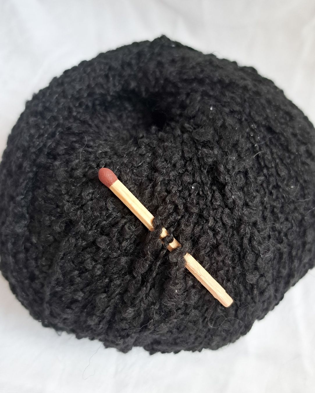 Lana: 50g weiche Merinowolle, schwarz – Nuovo e nell'imballaggio originale da Basel venduto da Sweet-Yarns01 1