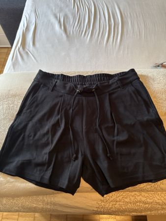 Schwarze Shorts von Jacqueline de Yong, Grösse L
