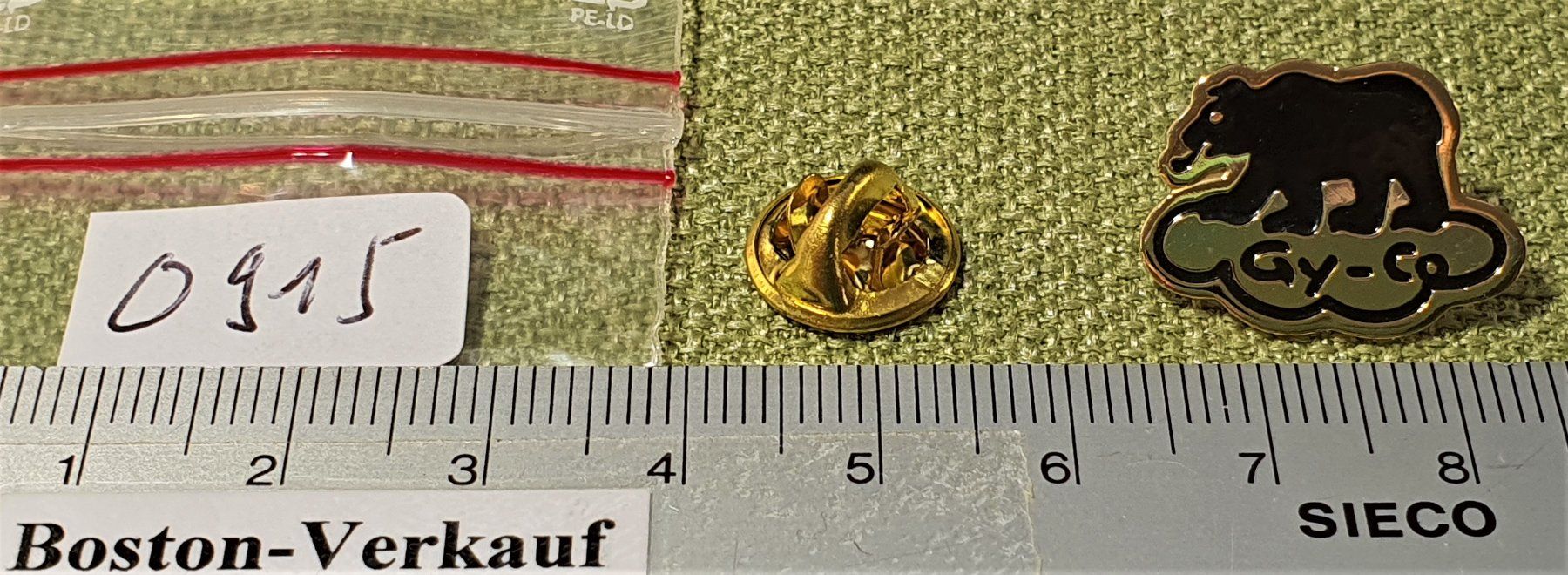 Plaketten & Abzeichen: O915 - Pin Bern Berner Bär Gy-Co – Gebraucht aus Reinach BL von Boston-Verkauf 1