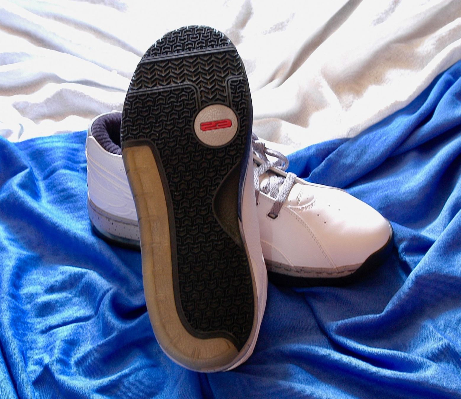 Jordan Scarpe da uomo: Chaussures JORDAN OL'SCHOOL – Nuovo e nell'imballaggio originale da Commugny venduto da MCapital 2