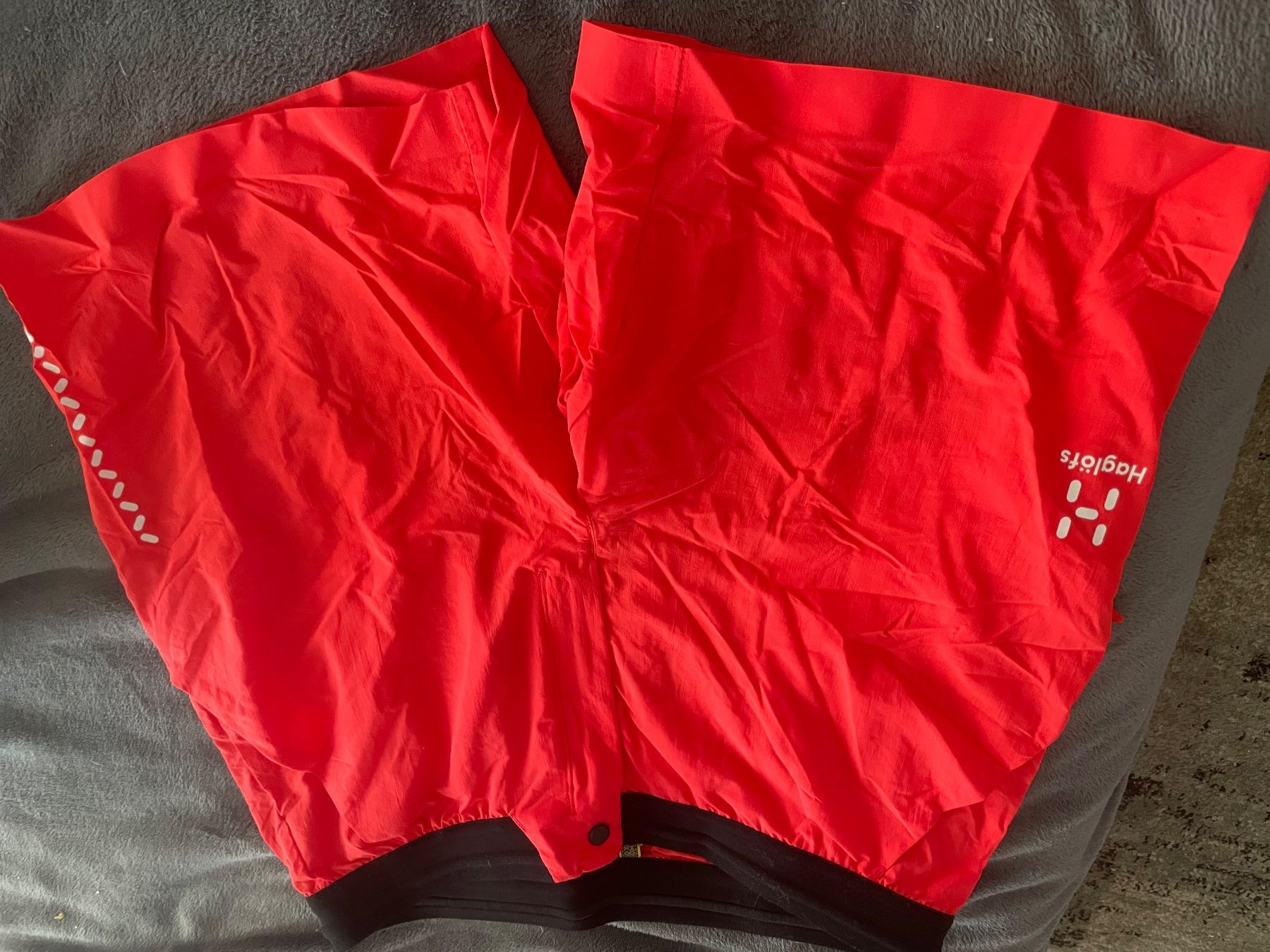 Haglöfs Pantaloni: Haglöfs Shorts Sporthose – Nuovo (secondo la descrizione) da Flüelen venduto da AU10