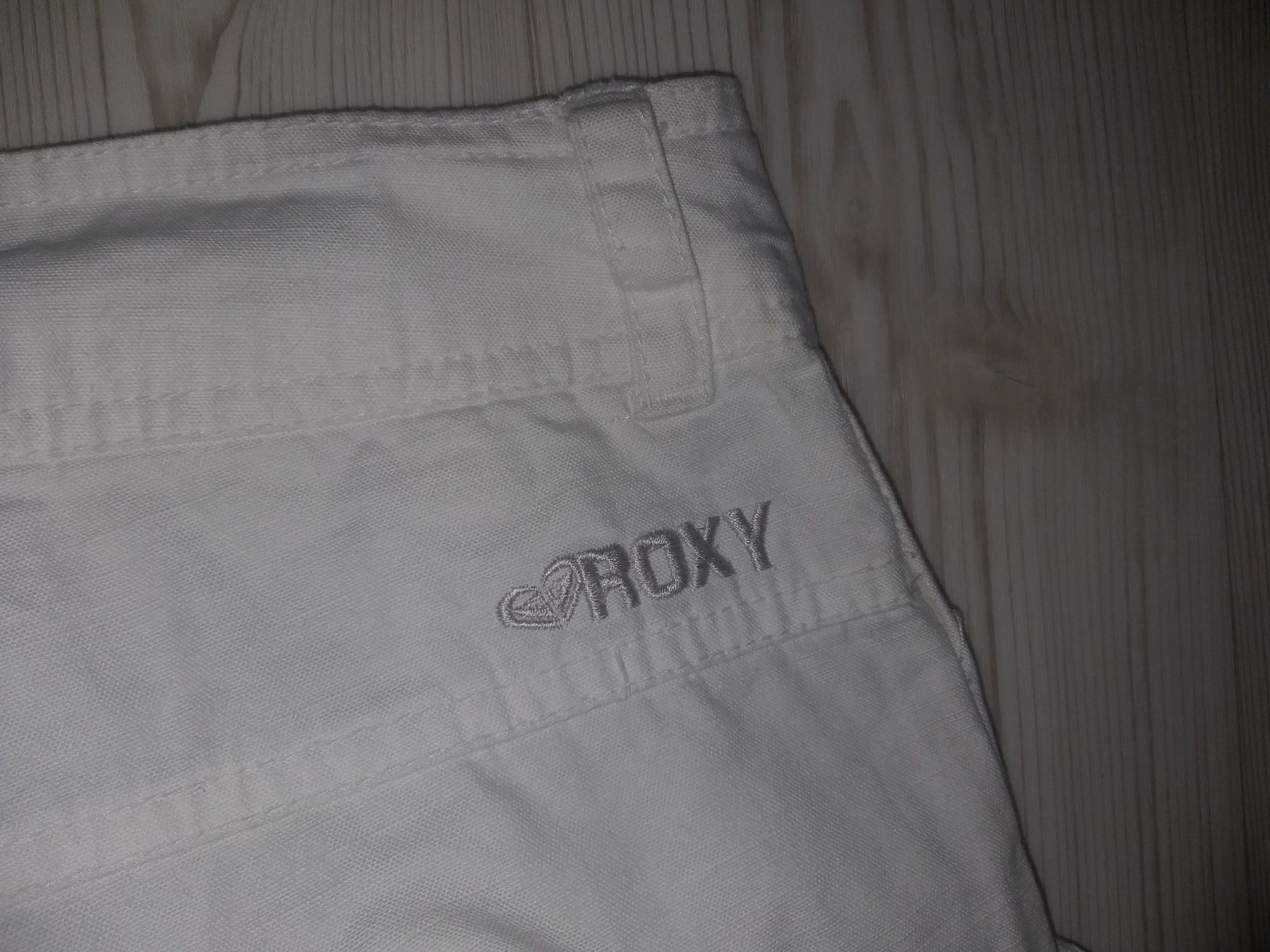 Roxy Pantaloni: Pantalon / Hose ROXY    Taille / Grosse 16 – Usato da Cossonay-ville venduto da Super-Price-Quality 7