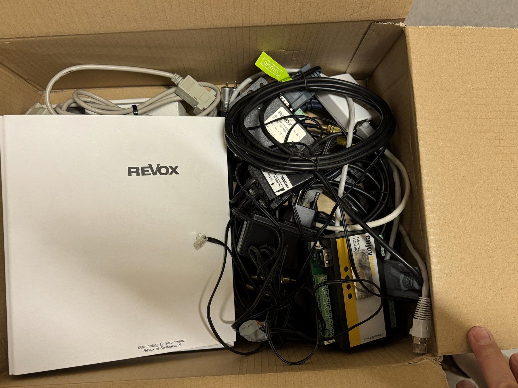 Revox Lettore multimediale & Streamer: Revox M51 Modular Audio Video System + M37 Audio Server – Usato da Gränichen venduto da Nimmersatt 5