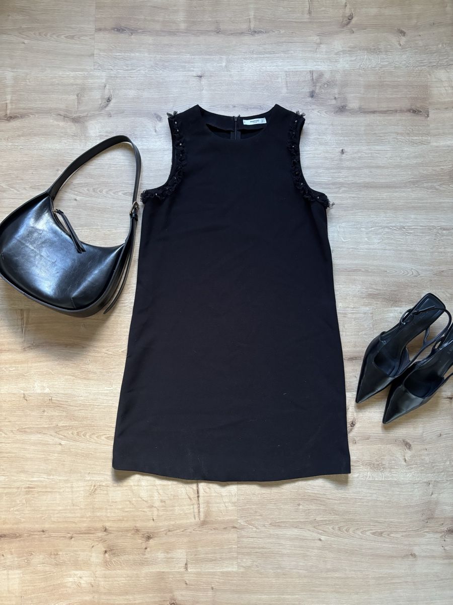 Mango Vestiti: robe noire courte Mango, taille M  – Nuovo (secondo la descrizione) da Tavannes venduto da callie.mcli