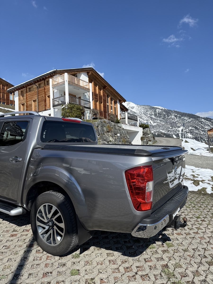Nissan Nutzfahrzeuge: Nissan Navara Double Cab 2.3 dCi 4x4 Automatik, Top! – Gebraucht aus Fidaz von ikin81 6