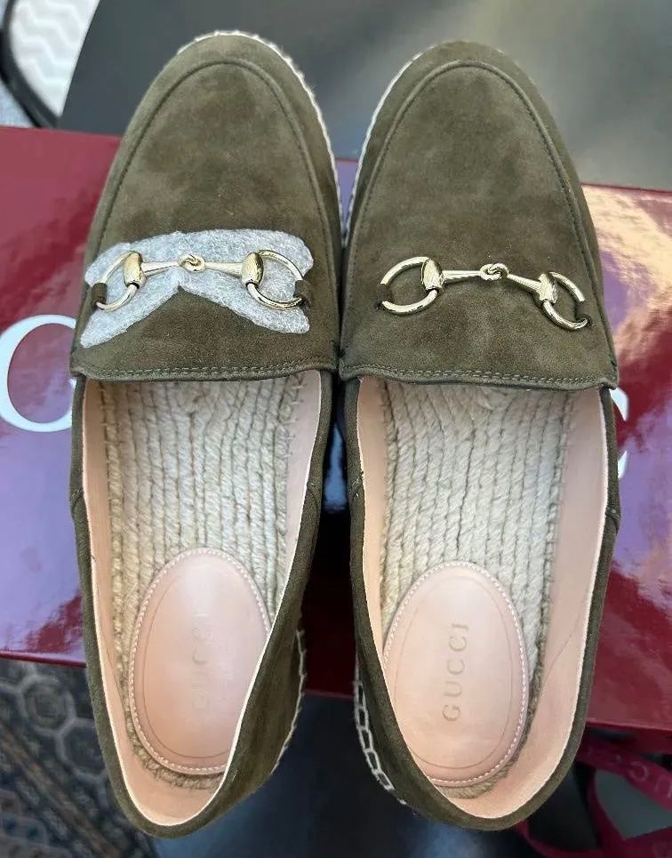 Gucci Scarpe da donna: GUCCI Horsebit Espadrilles, Gr. 37, grün – Nuovo (secondo la descrizione) da Triesen venduto da atos87 1