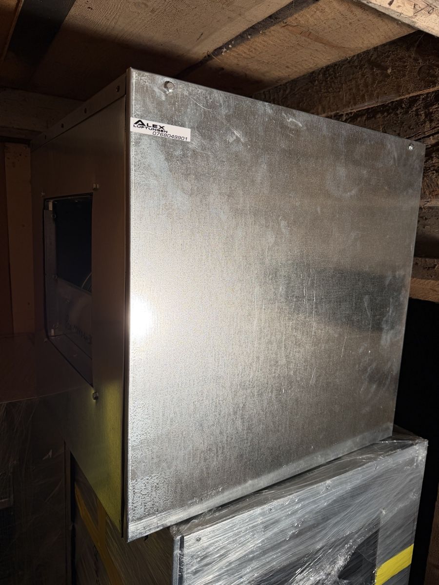 Ventilatoren: Ventilator Box 4000 m3h – Neu und originalverpackt aus Härkingen von 1S. 3