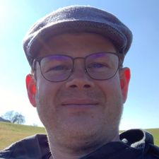 Profile image of RetoNueeschErismann