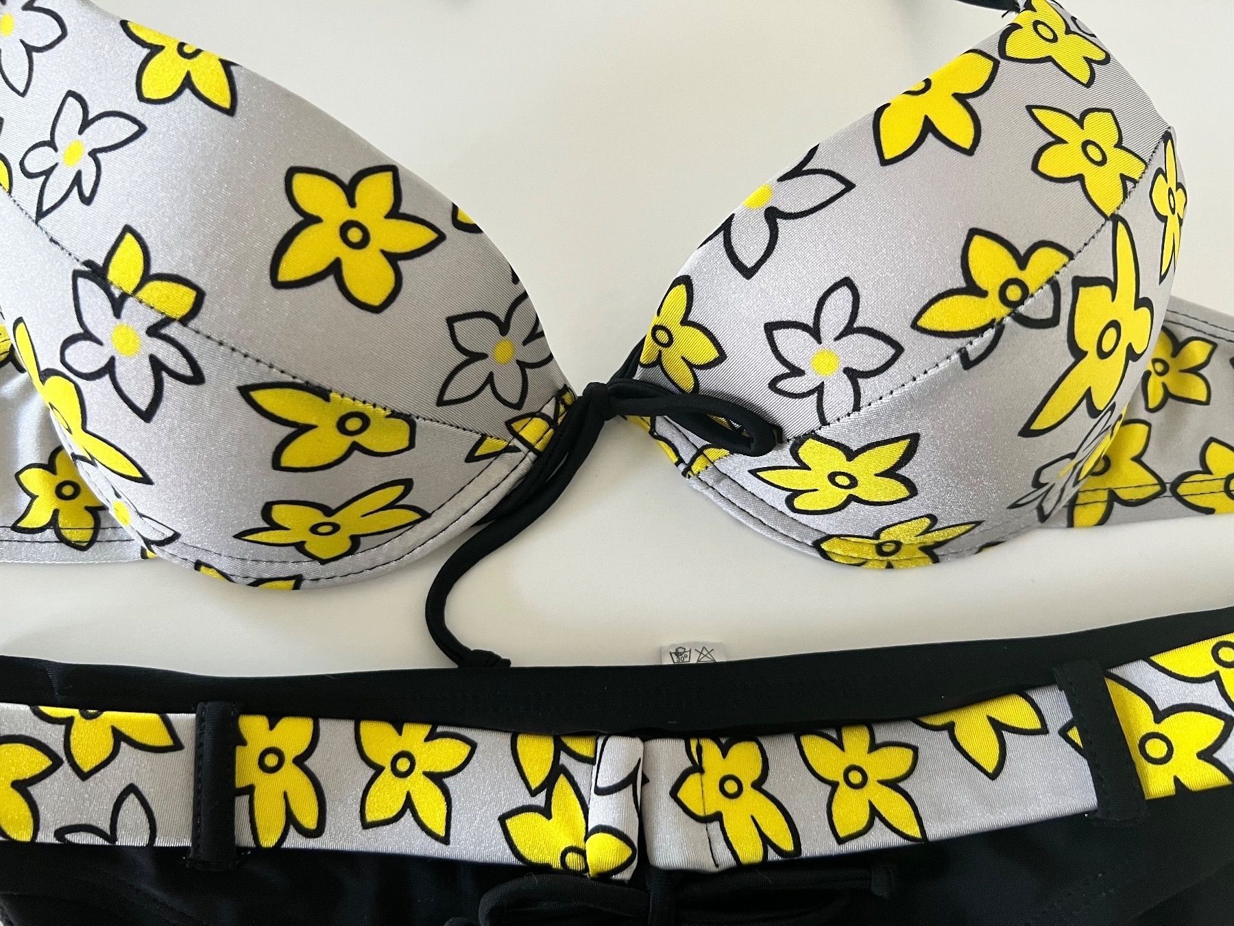 Costumi da bagno & Bikini: Bikini Push Up / diverse Größe – Nuovo e nell'imballaggio originale da Zumikon venduto da DamenFashionShop 2