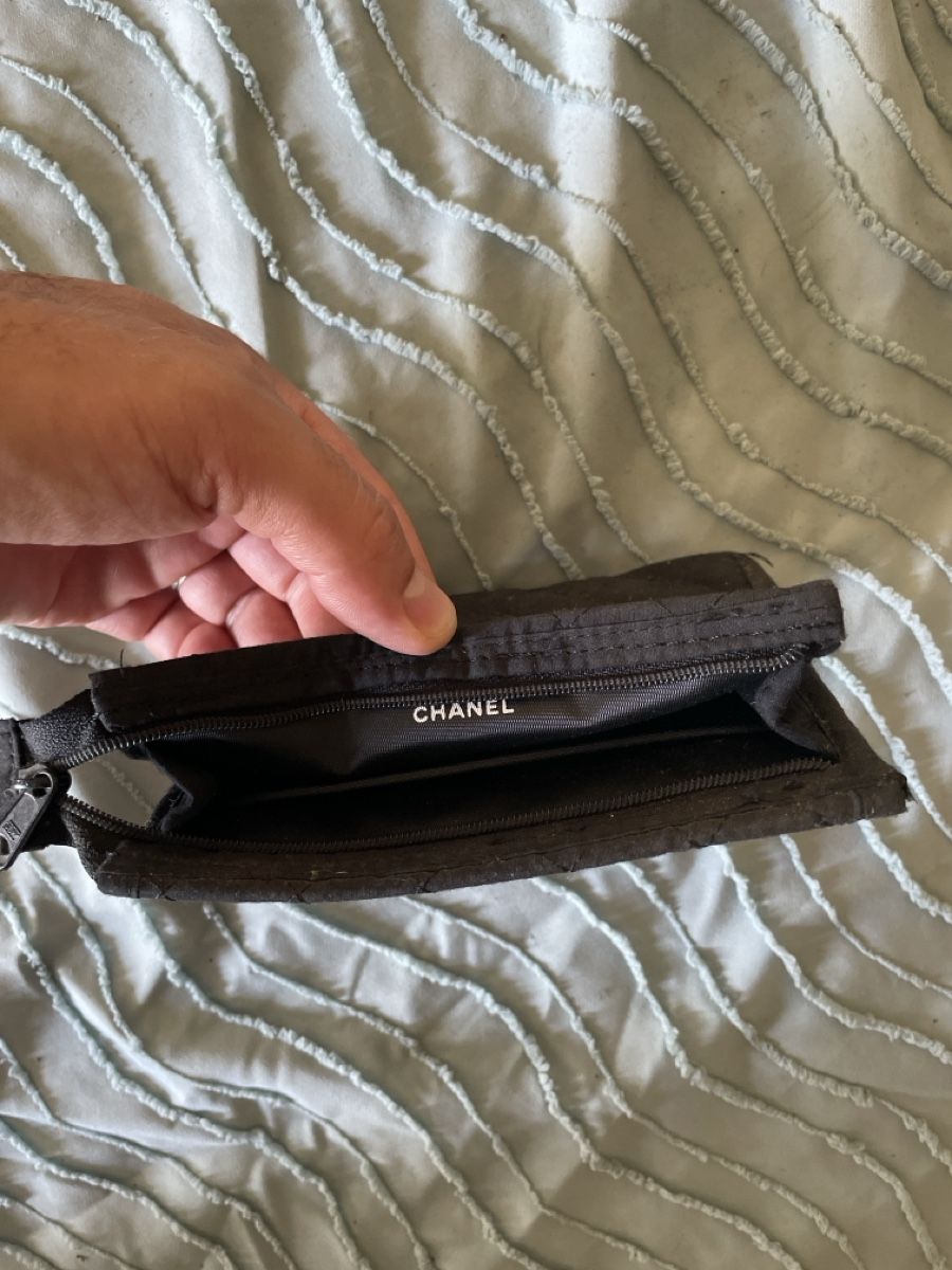 Chanel Portafogli: Pochette matelassée Chanel noir petit modèle – Nuovo (secondo la descrizione) da Meyrin venduto da jul_km5p 3