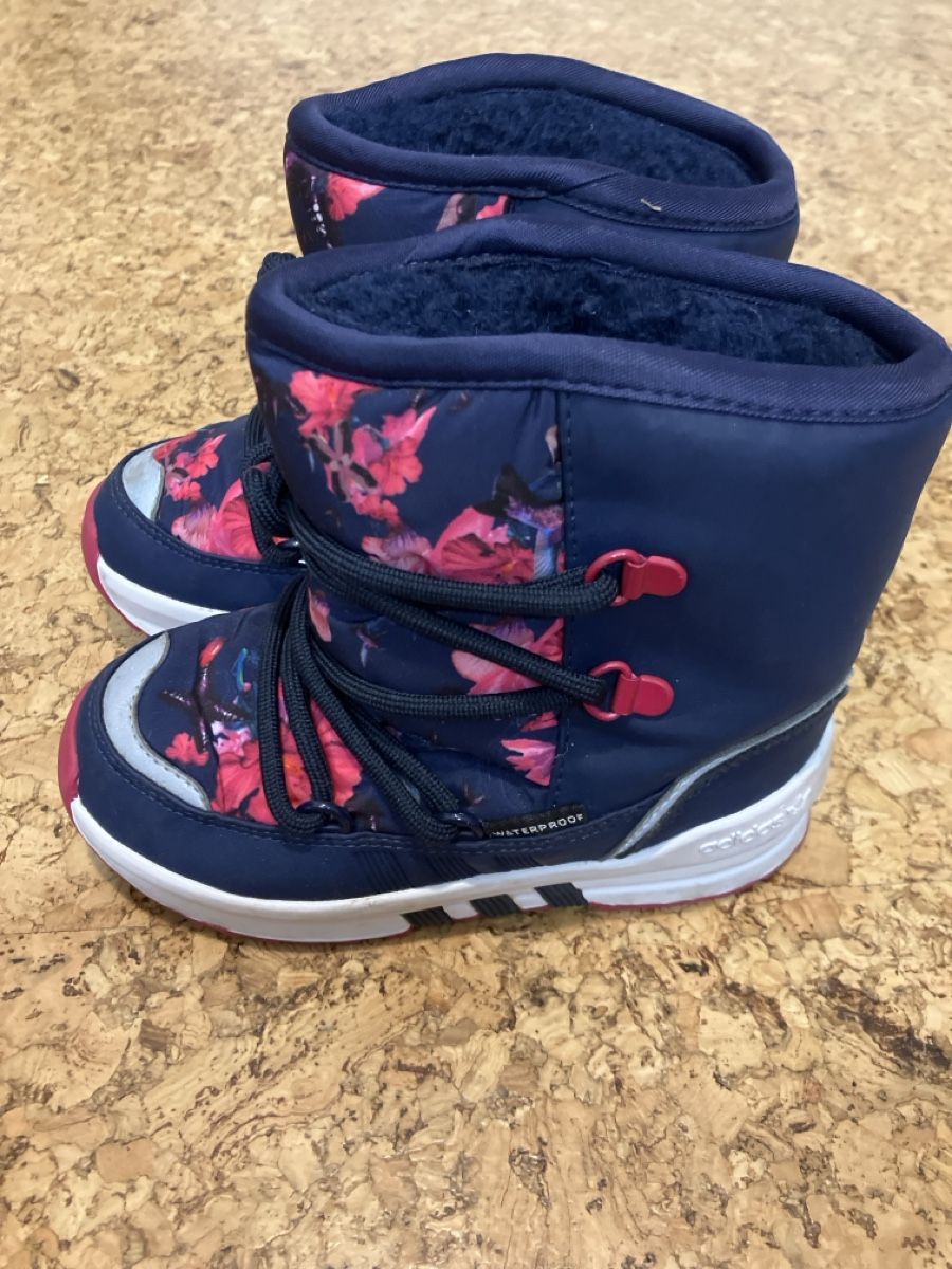Adidas Schuhe für Jungen: Adidas Boots, Grösse 26,5 – Gebraucht aus Winterthur von hirschgeweih 1