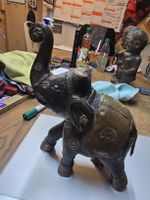 Indische Elefantenfigur Holz Messing (D)