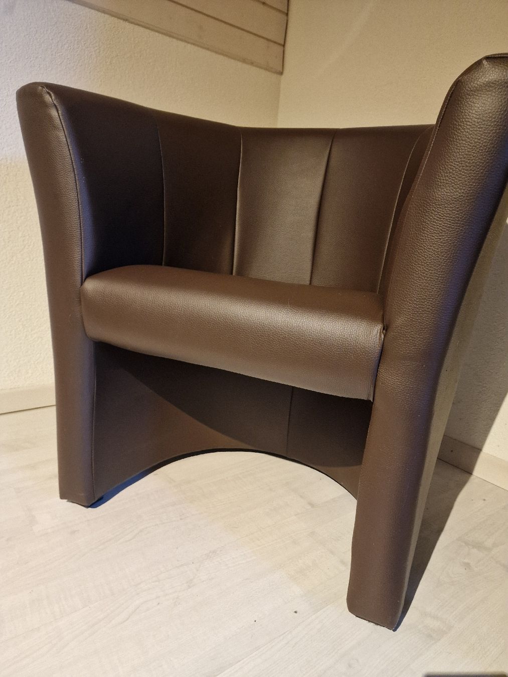 Poltrone: Sessel – Usato da Bilten venduto da Ueli77 4