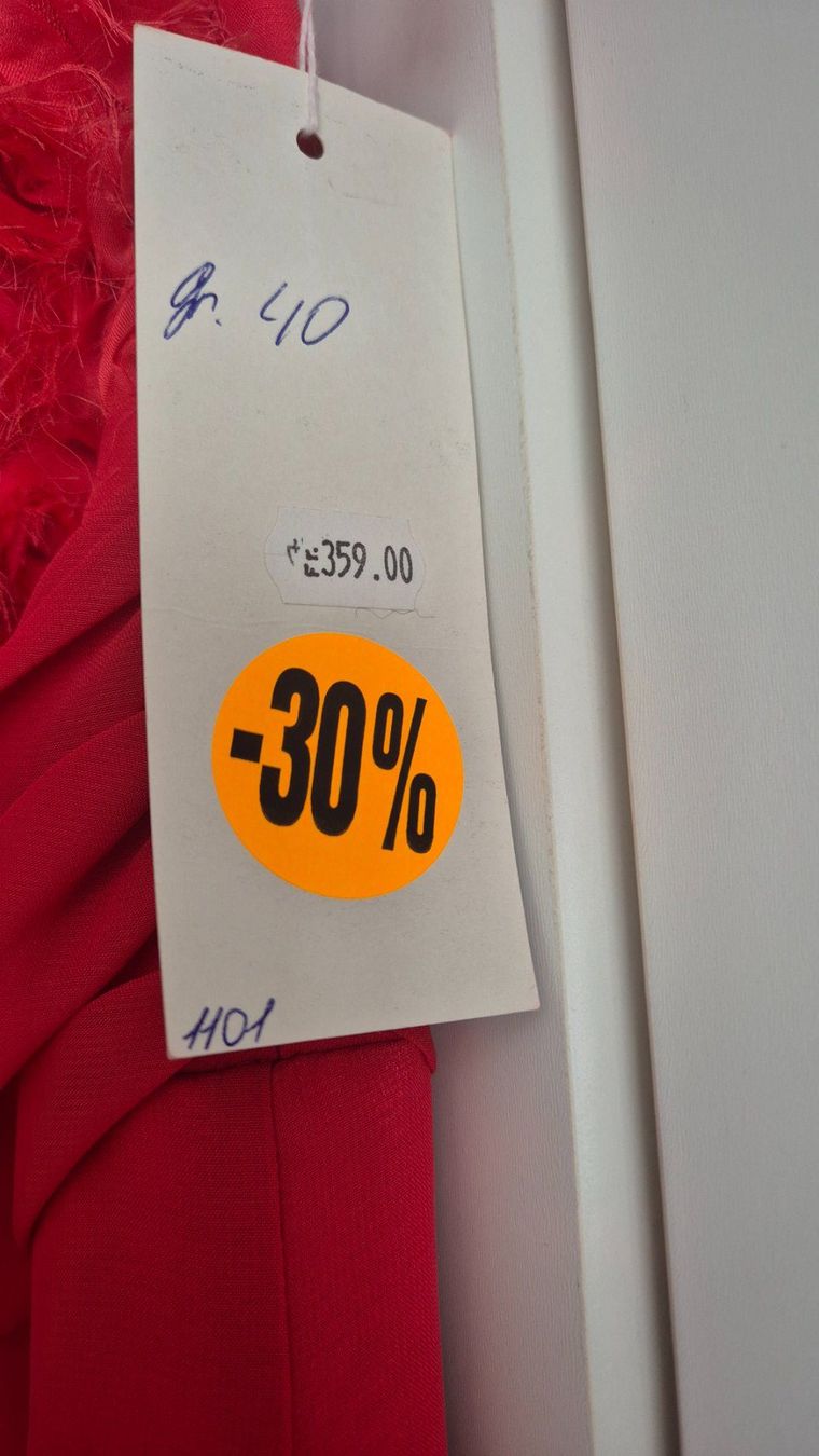Kleider: Pawa Queen Abendkleid, Gr. 40, rot, lang - neu – Neu (gemäss Beschreibung) aus Triesenberg von saturna1 2