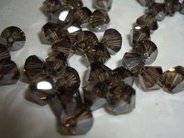20 Perlen Glas bicone 6mm rauchquarz