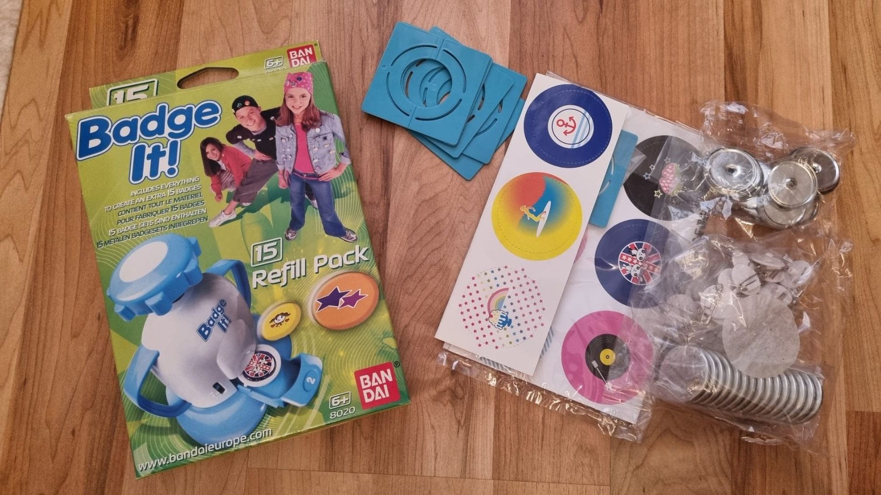Bandai Spielzeuge: BANDAI Badge It! - Buttonmaker (nur Abholung!) – Gebraucht aus Wohlen AG von liur007 1