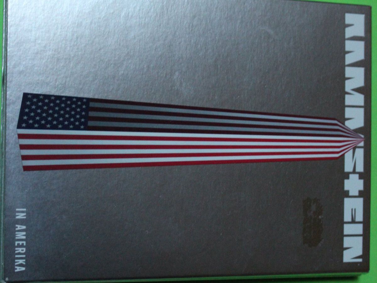 Tutti i DVDs: RAMMSTEIN IN AMERIKA 2DVD vergriffen – Usato da Tübach venduto da JamesStone 8