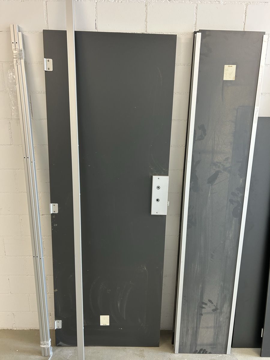 WC: Büwa Toilettenkabine – Usato da Schlieren venduto da weily 2