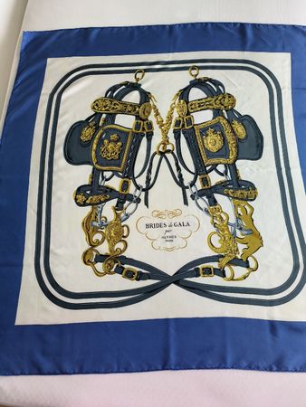 Hermès Seidentuch "Brides de Gala" 90x90 cm Top!