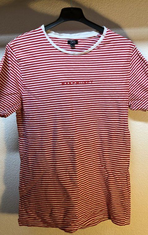 T-shirt: Shirt – Usato da Lalden venduto da wal_k7qx