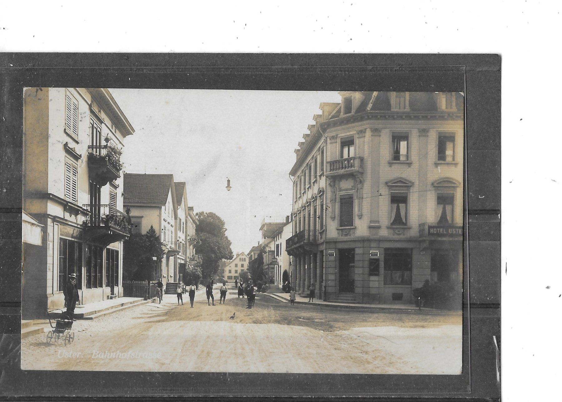 Cartoline postali: ZH Uster 1921 Bahnhofstrasse – Usato da Schocherswil venduto da Wilare