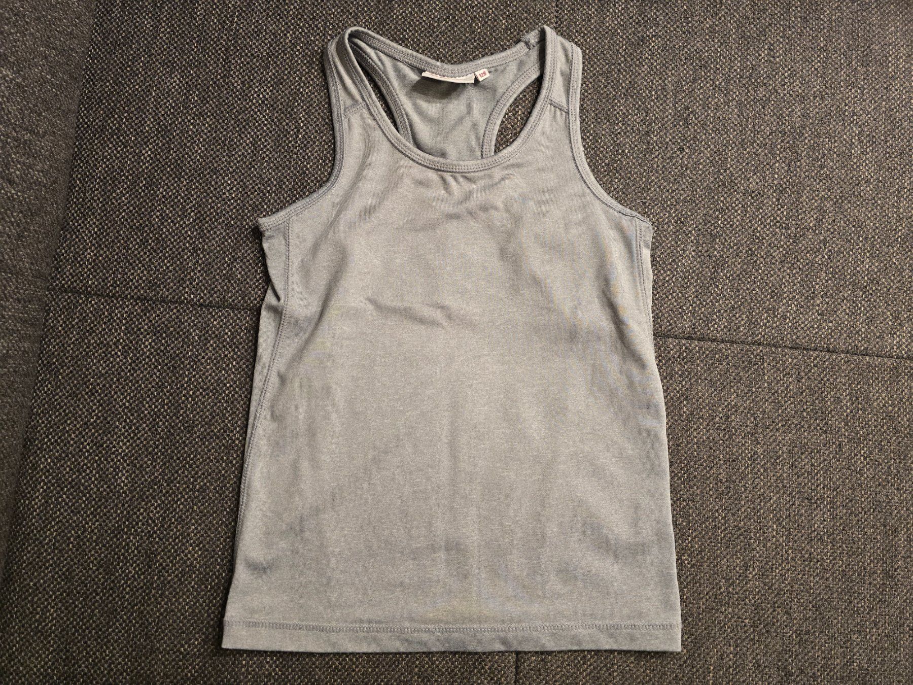 Camicette, T-shirt & Top: Sport-Top Gr. 128 – Usato da Büttikon AG venduto da Amineah