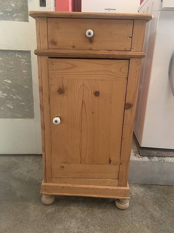Commodes: Holz  Möbel – D'occasion à Derendingen par alisha09