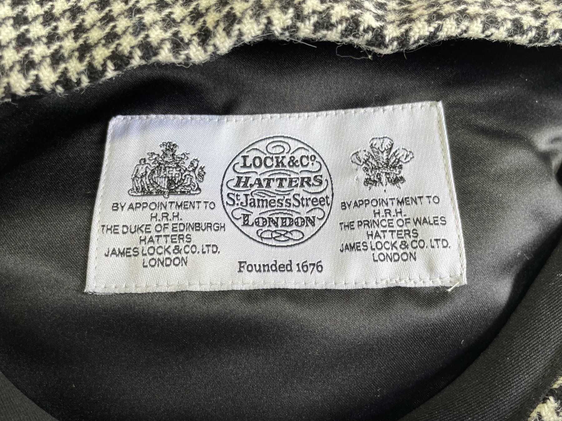 Copricapi, berretti & cappellini: Lock & Co Hatters Sandwich Houndstooth Bakerboy Gr 59 NEW – Nuovo (secondo la descrizione) da Zürich venduto da le_souk 5