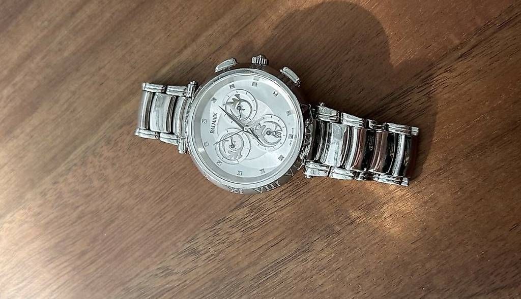 Balmain Montres: Balmain Damenuhr / NP ca. 600 Fr. – D'occasion à Winterthur par idr_f7qt 1