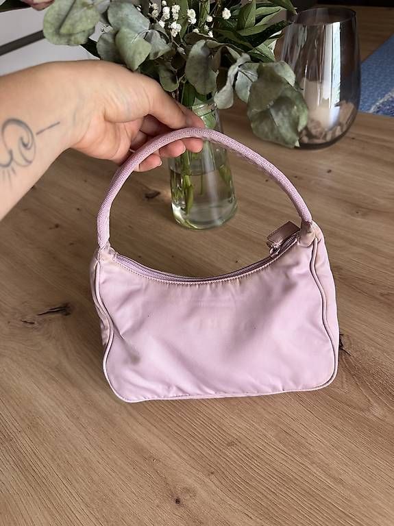 Prada Borse da donna: Prada Nylon Bag 2000 – Usato da Wädenswil venduto da sar_cv6m 1
