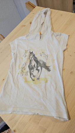 Sommerliches Kapuzenshirt mit Pferd, Grösse 140🐴