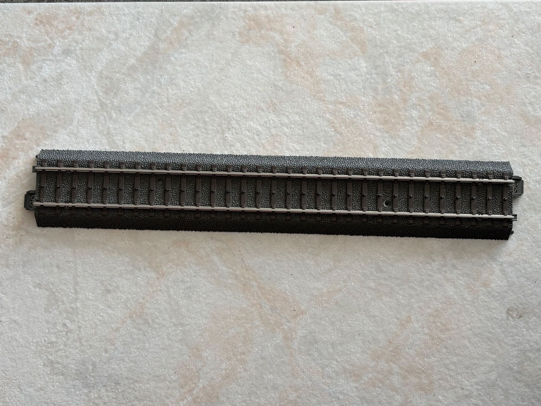 Märklin Trains électriques: 1x Marklin C 24236 Gleis – D'occasion à Hauterive NE par eriamch