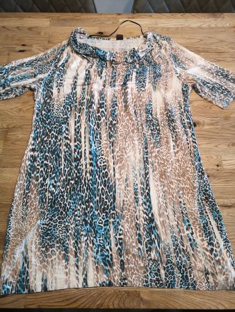 Schöne damen Kleid (Tunika) Gr XL. Von m&mode.