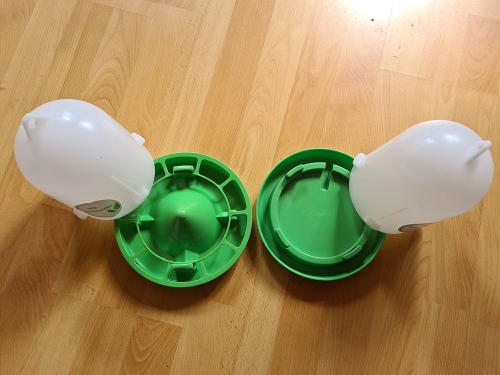 je 2x Futter und Wasserautomat für Geflügel u Wachteln Küken im Kanton