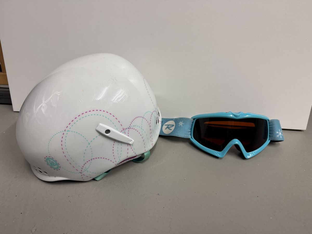 Helme: Skihelm Illusion mit Brille Grösse 51-55cm – Gebraucht aus Dörflingen von Struxure