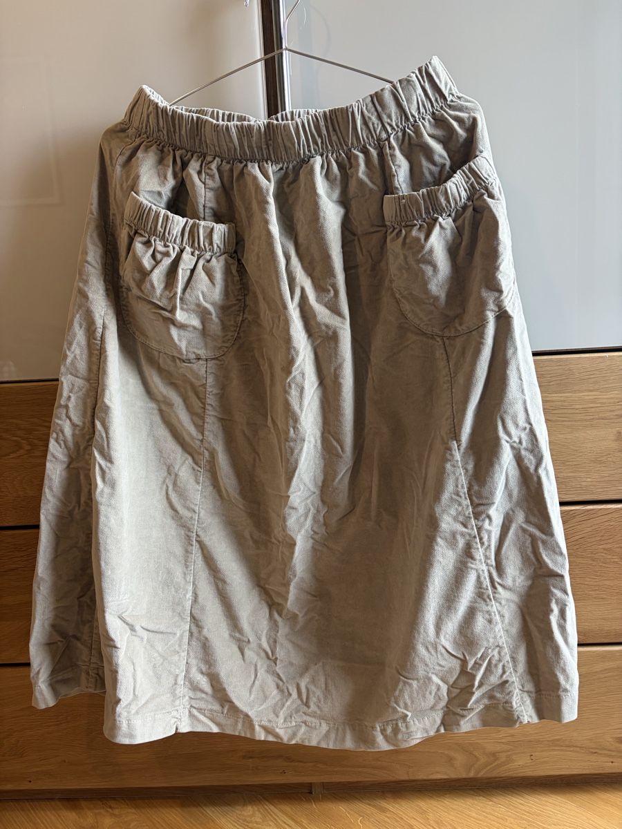 Gonne: Beige Midi Rock, handmade – Nuovo (secondo la descrizione) da Basel venduto da ew1_rp7f