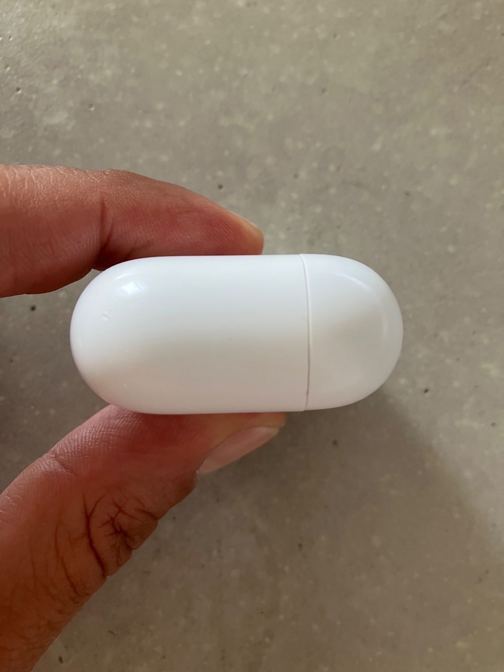 Apple Cuffie: Apple AirPods 3 Case – Usato da Lausanne venduto da mr.v 8